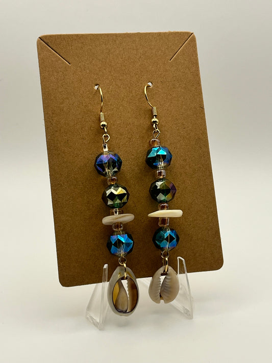 Cowries, Crystals, With Shell Disks