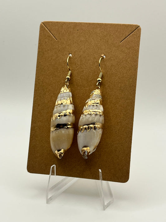Gold Frosted Seashells