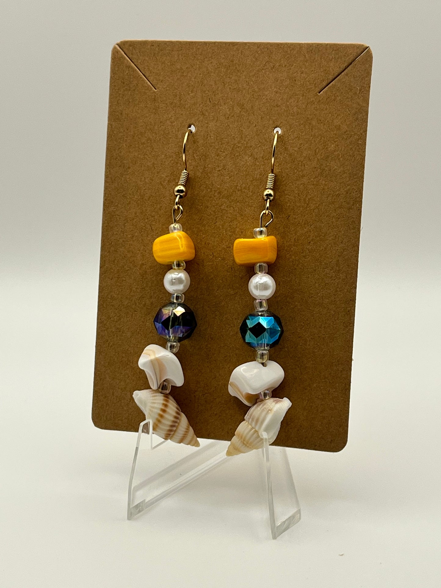 Seashells with Simulated Pearls, Crystal, & Shell Fragments